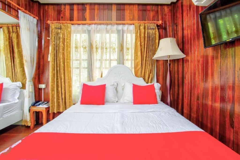 Thaiasia Goldensea Resort Ayutthaya Eksteriør billede