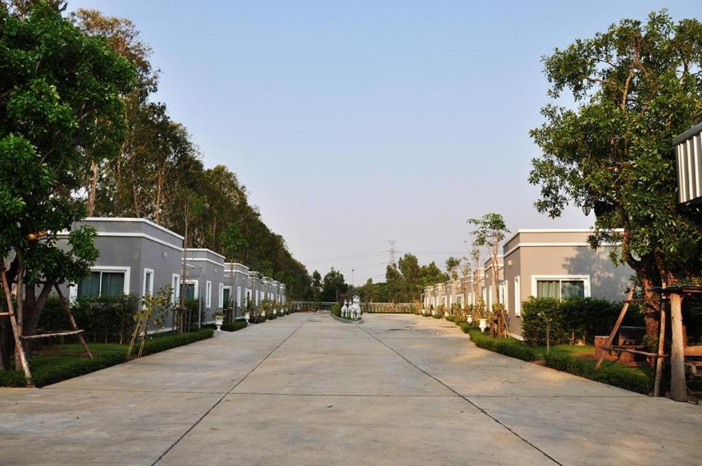 Thaiasia Goldensea Resort Ayutthaya Eksteriør billede